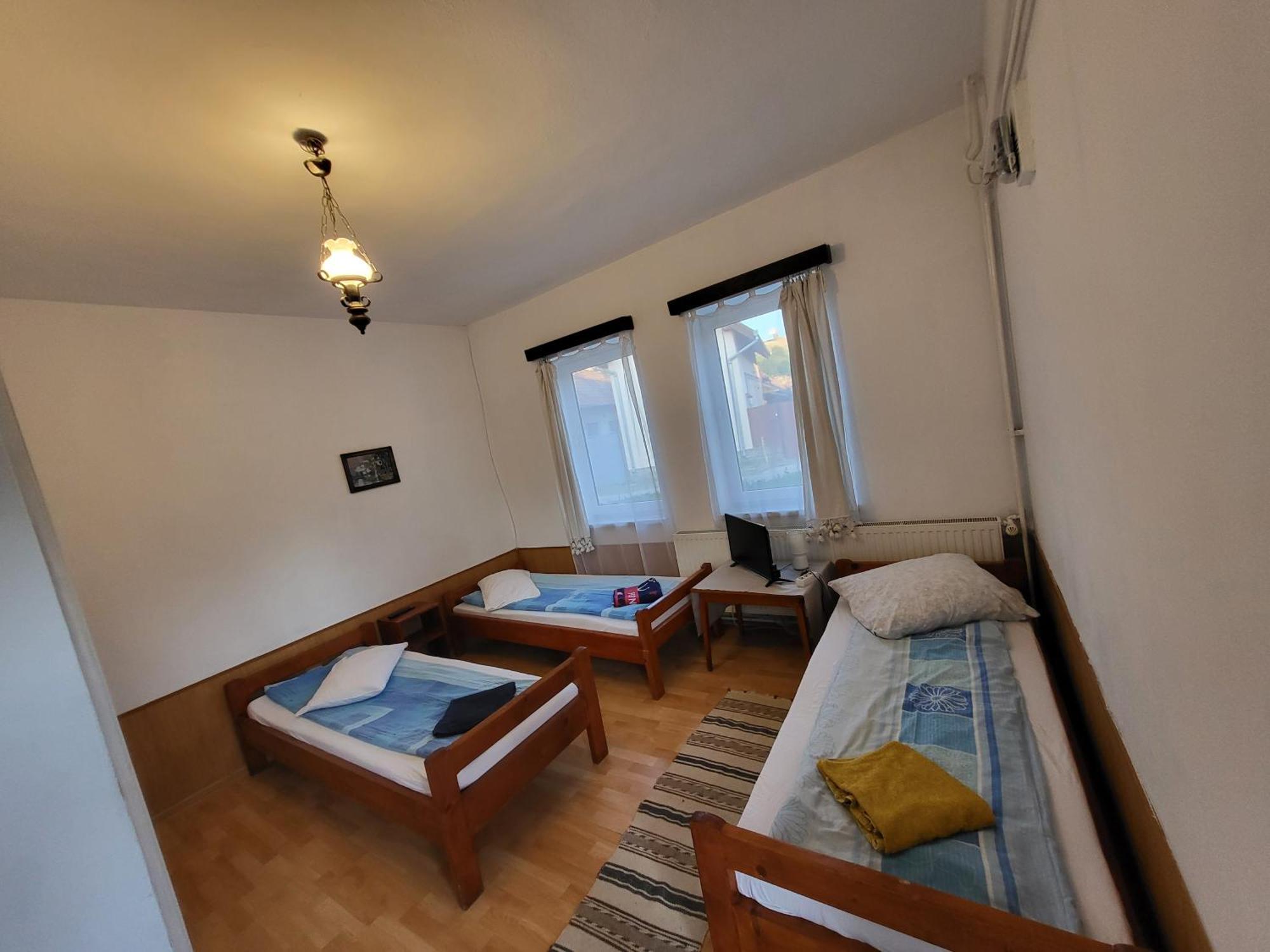 Hotel Betty Panzio Miercurea Ciuc Exterior foto