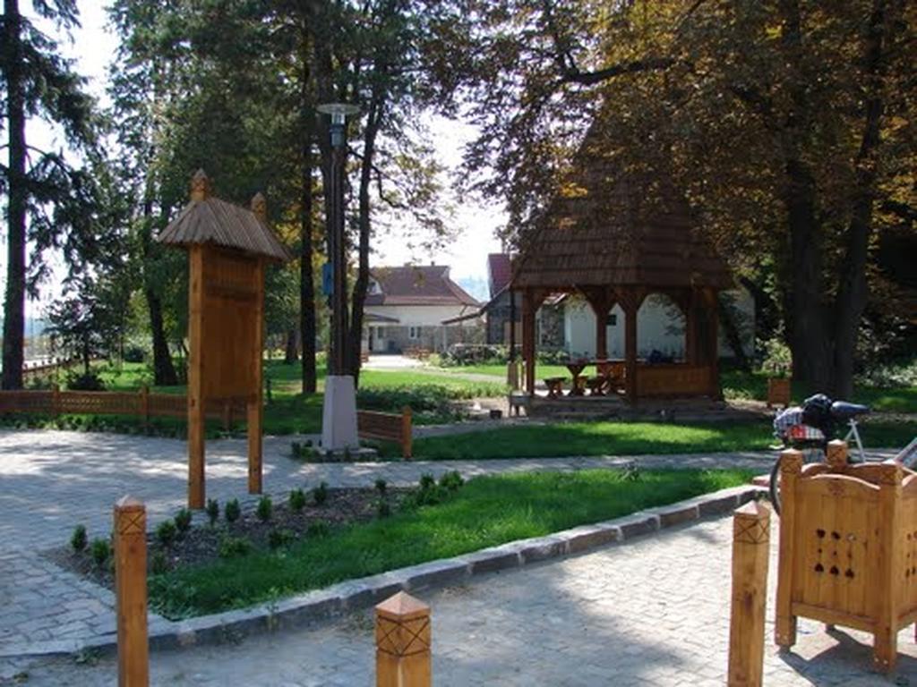 Hotel Betty Panzio Miercurea Ciuc Exterior foto